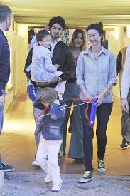 Getty images i motivi della rottura. Alexandre Pato Carrega O Filho De Barbara Berlusconi No Colo O Fuxico