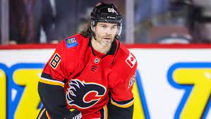 Große auswahl an jaromir und die preis. Jaromir Jagir Flames Forward A Marvel That Defies Age