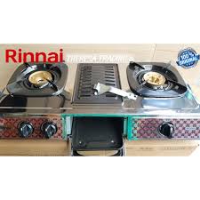 Selain ada beberapa tungku yang bisa anda gunakan untuk masak sekaligus, kompor ini pun dirancang dengan material bodi yang kuat lho. Kompor Gas Rinnai 3 Tungku 524 A Api Lilin Stainless Steel With Grill Plate Pemanggang Bakaran Shopee Indonesia