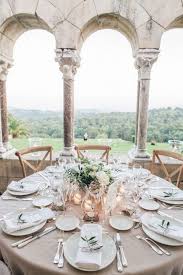 Découvrez de nombreuses idées de cadeaux pour un mariage afin de faire plaisir aux jeunes mariés. Decoration De Table Mariage 25 Idees Pour Vous Inspirer Mariee Fr
