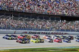 The florida tracks hosts the last race of the nascar season. Location Based Technology Makes It S Way To Nascar With Rick Ware Racing For The Remainder Of 2013 Season