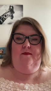 Just a girl! #Shineon #behapoy #genuine #sparkle #bigandbeautifulwoman  #singlelife🤘🏻💓 #blessed #wisconsin #ilovetacos🌮  #positivityoverpopularity