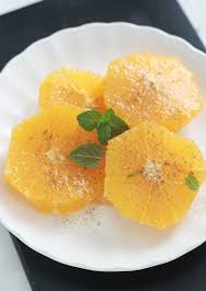 Salade D Oranges Parfumee A L Eau De Fleur D Oranger Et Cannelle Recette Salade Orange Cuisine Du Moyen Orient Idee Recette