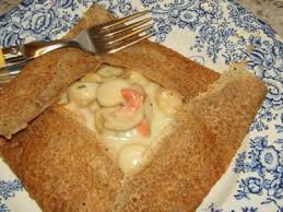 Galettes De Ble Noir Et Sauce Aux Coquilles St Jacques Recette Ptitchef Galette De Ble Galette Ble Noir Galette