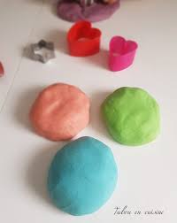 Pate A Modeler Maison Facile Et Naturelle Tabou En Cuisine En 2020 Pate A Modeler Maison Pate A Modeler Pates