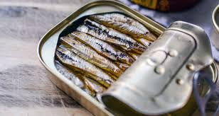 King oscar sardines retain this fresh taste and delicate texture as the fish is preserved in a salty oil solution. 7 Best Canned Sardines Brands Ranked Reviews And Comparison 2021