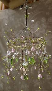 Dainty Pink Sunshower Chandelier Chandelier A Faire Soi Meme Objet Decoration Bricolage Cool
