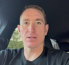 Top football players are 'taking too many painkillers' and it's a 'big  issue', warns former defender