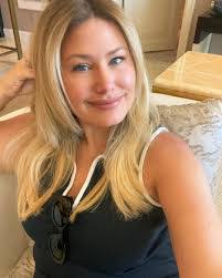 Monica Burke's Instagram, Twitter & Facebook