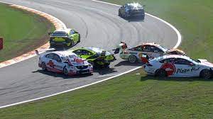 Series leader shane van gisbergen loomed to claim a seventh win of 2021, only to finish 13th following a bungled pit stop. 6ouzrbokdxdudm