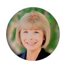 Evelyn Loud's Instagram, Twitter & Facebook