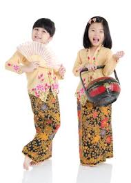Di tokopedia, tersedia berbagai macam koleksi baju pawai dari model terkini dan desain terbaru hingga material bahan yang nyaman dan untuk kamu yang ingin mengetahui berapa harga baju pawai terbaru saat ini. Mengenali Indonesia Lewat Baju Adat Anak Dan Rekomendasi 8 Baju Adat Anak Yang Menarik Untuk Si