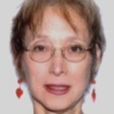 Wilma Castro's Instagram, Twitter & Facebook