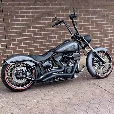 Softail Mafia On Instagram Mean Looking Softail Breakout Love Your Work Johnhatsi Follow Softa Custom Motorcycles Harley Softail Softail Slim Custom
