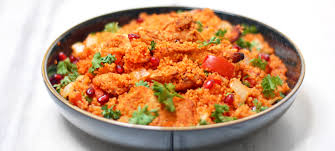 Add 1 tbs more oil to the skillet and gently fold the remaining 2 tbs cilantro into the couscous with a fork and season with salt and pepper to taste. Huhn Couscous Schussel