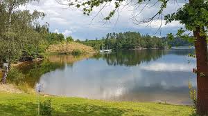Abgesehen vom schwimmen, werden auch andere wassersportarten am stausee immer beliebter: Camping In Niederosterreich 11 Gemutliche Platze Nah Am Wasser
