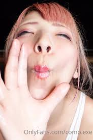 最年少のロシアフェラチオマシン 喉の奥深くへ吸い込む