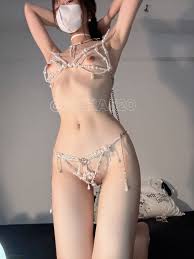 Delicate human body and Xiaocha520's Twitter - a bathroom revelation