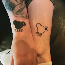 Freundschaftstattoo Partnertattoo Tattoo Tattoowerkstatt Gunnistattoowerkstatt Teddy Teddytattoo Partner Tattoos Disney Tattoos Friend Tattoos