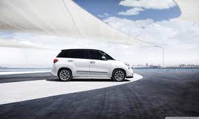 2014 Fiat 500l Side Vew Ultra Hd Desktop Background Wallpaper For 4k Uhd Tv Multi Display Dual Monitor Tablet Smartphone