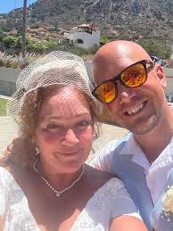 Hair Models Wanted! For free! I'm currently looking for models to practice  wedding hair styling on! This is a perfect chance to get a free hair wash  and a beautiful updo or