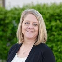 Stella Calvert's Instagram, Twitter & Facebook