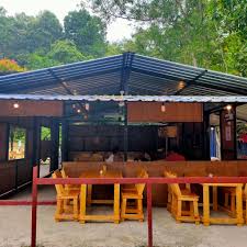 Lokasi yang strategik dan boleh berjalan kaki untuk ke giant batu caves ataupun prima sri gombak. Cowboy Gombak Cafe Lokasi Jalan Jalan Cari Makan Yang Unik Dan Menarik Yang Patut Korang Terjah Enchanted Life Begins
