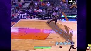 Hoopsrumors 1 ho, 2 videos chris paul, jamal crawford, james harden, jeff green, kevin durant, lebron james, russell westbrook 1 comment check out the top 10 plays of durant's charity game including jeff green big putback dunk, westbrook huge windmill, lebron off the glass or cp3 bounce pass to harden!! Lebron James Does Windmill Dunk In Fortnite Youtube