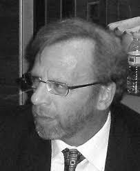 Robert Thamm's Instagram, Twitter & Facebook