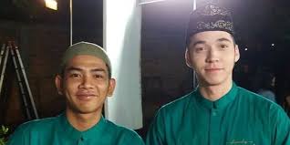 Stefan sempat sekolah di sdn. Berperan Di Sinetron Anak Band Sctv Intip Kebersamaan Stefan William Dan Angga Putra Merdeka Com
