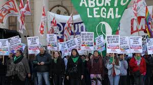Corre riesgo la vida de la mujer o el embarazo es producto de una violación. Noticias De Argentina Asi Esta Legislado El Aborto En Argentina Ahora Y Al Menos Hasta Dentro De Un Ano