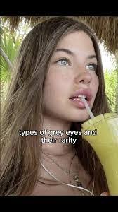 Chelsea Hammett's Instagram, Twitter & Facebook