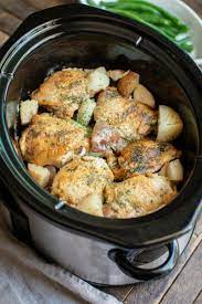 Slow Cooker Ranch Chicken And Red Potatoes Recipe Slow Cooker Chicken Thighs Red Potato Recipes Chicken Crockpot Recipes