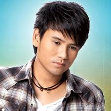 Listen to ថ្នម ! ​ ព្រាប សុវត្ថិ និពន្ធទំនុកច្រៀង៖ ជុំ ប៊ុនធឿន RHM- 209 by  Jerry Den 04 in khmer song playlist online for free