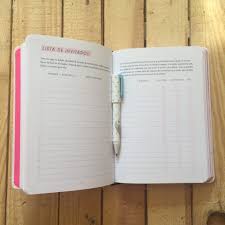 Hacer la lista de invitados puede suponerse fácil: La Agenda De Nuestra Boda El Planificador Imprescindible