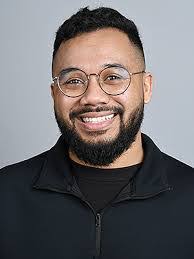 Ryan Oquendo's Instagram, Twitter & Facebook