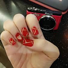 I also love how gold nails can look both feminine and edgy at the same time. 26 Red And Gold Nail Art Designs Ideas Design Trends Premium Psd Vector Downloads