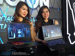 Lenovo's line of legion laptops and desktops are designed for gamers, but one complaint levied against last year's legion y730 model was the lack of more powerful graphics options. Lenovo Indonesia Rilis Legion Y740 Makin Ramping Dan Bertenaga Dengan Geforce Rtx Jagat Review