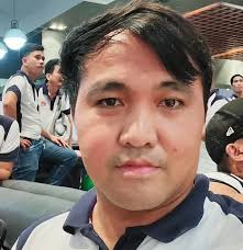 I am so proud and honored to personally turn over to Hidilyn Diaz her brand  new condominium at Eastwood City, this morning. This is a gift from  Megaworld Corporation to our new