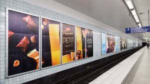 Escalator Advertising Mockup Google Search In 2020 Escalator Ads Advertising