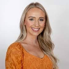 Tracy Whitmire's Instagram, Twitter & Facebook