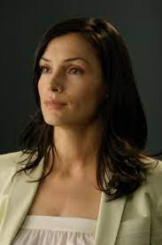 Части тела | nip/tuck (сша). Bild Zu Famke Janssen Nip Tuck Schonheit Hat Ihren Preis Bild Famke Janssen Filmstarts De