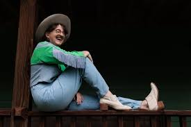 shows — Creekbed Carter Hogan