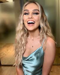 Submitted 1 month ago by robobrownie. Perrie Edwards On Instagram Smile And The World Will Smile With You Edwards Instagram Perrie Hair Rehab London Rock Hairstyles Perrie Edwards