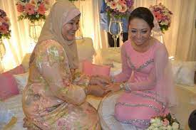 We did not find results for: Tengku Shafriz Rullah Tengku Shahid Malaynuinui