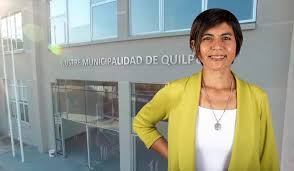 La competición está agendada para comenzar este domingo con el duelo entre el local y venezuela a las 17:00 horas de chile. Valeria Melipillan Se Dirige A Funcionarios Municipales De Quilpue Marga Marga Tv