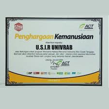 Contoh piagam penghargaan siswa terbaru format word. Yayasan Abdurrab Tabranirab Com