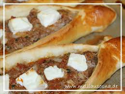 Turkische Pide Mit Hackfleisch Und Kase Rezept Rezepte Turkische Pide Kochen Und Backen