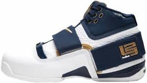 Unofficial lebron shoes shopping (reseller). Save 33 On Lebron James Basketball Shoes 29 Models In Stock Runrepeat