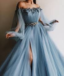 Kendinize Yakisan Abiyeyi Almak Istiyor Fakat Fiyatlarini Bilmiyorsaniz Bu Yazimizi Mutlaka Okuyun Ve Abiye Modelleri Trendy Prom Dresses Gowns Gowns Dresses